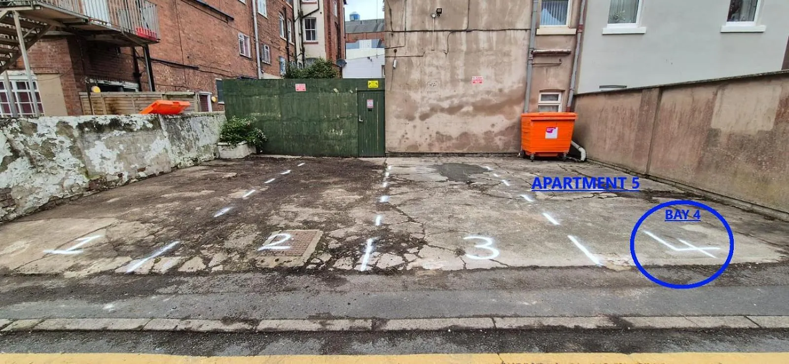 2 Bedroom Family Apartment With Free On-Site Parking Blackpool
